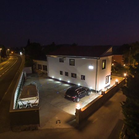 Jeli Apartments Starigrad Paklenica Værelse billede