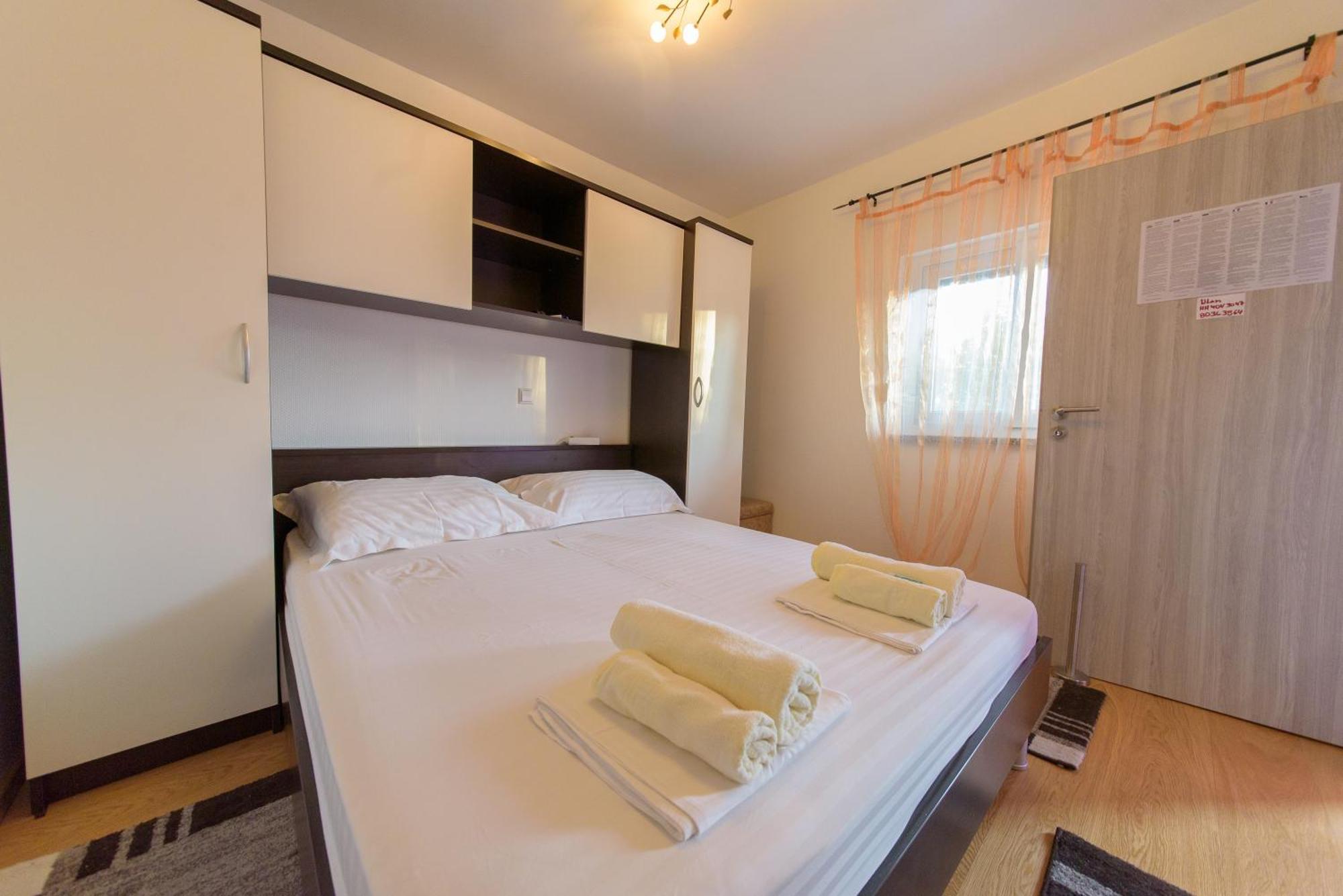 Jeli Apartments Starigrad Paklenica Værelse billede