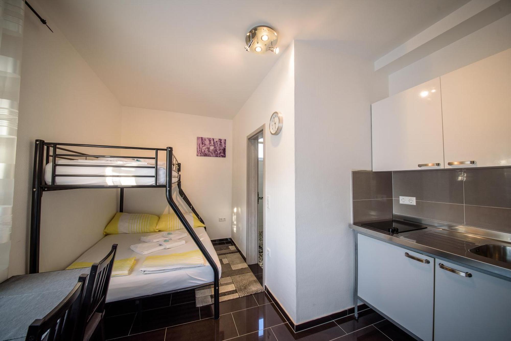 Jeli Apartments Starigrad Paklenica Værelse billede