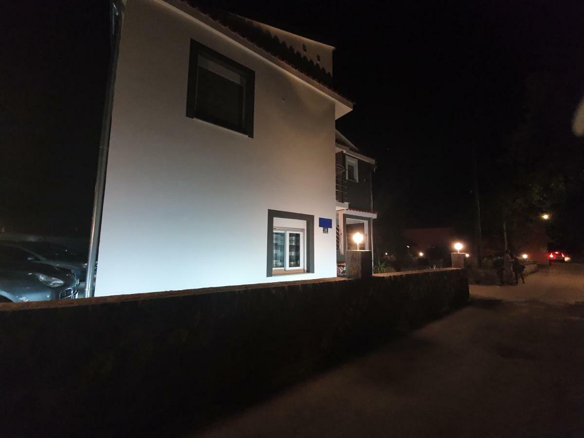 Jeli Apartments Starigrad Paklenica Eksteriør billede