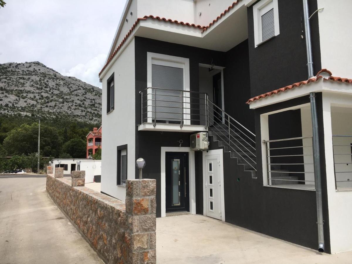 Jeli Apartments Starigrad Paklenica Eksteriør billede