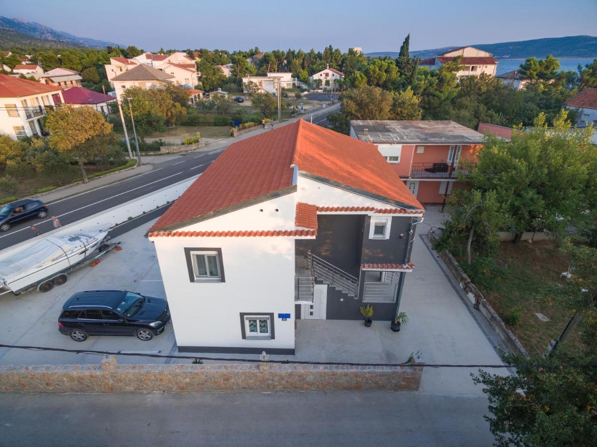 Jeli Apartments Starigrad Paklenica Eksteriør billede